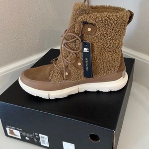 Sorel Explorer II Joan Cozy